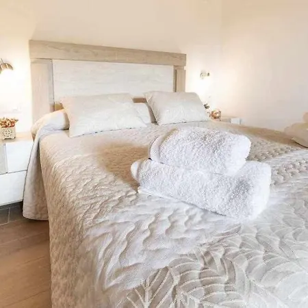 Apartamentos El Mirador Villarroya de los Pinares Buitenkant foto